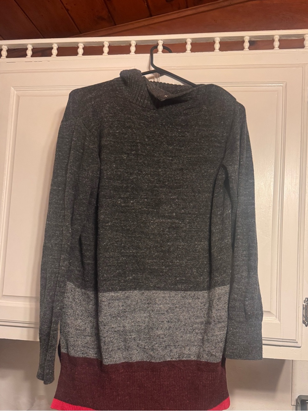 Women's Colorblock Tunic Sweater - Charcoal, Gray & Burgundy